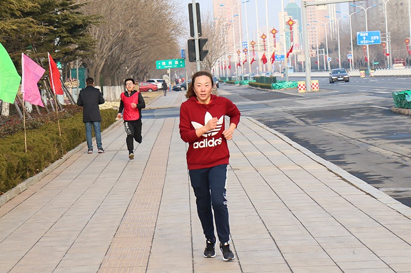 聯(lián)橋集團(tuán)2019春季越野賽燃情開賽(圖41) 聯(lián)橋集團(tuán)2019春季越野賽燃情開賽(圖41)