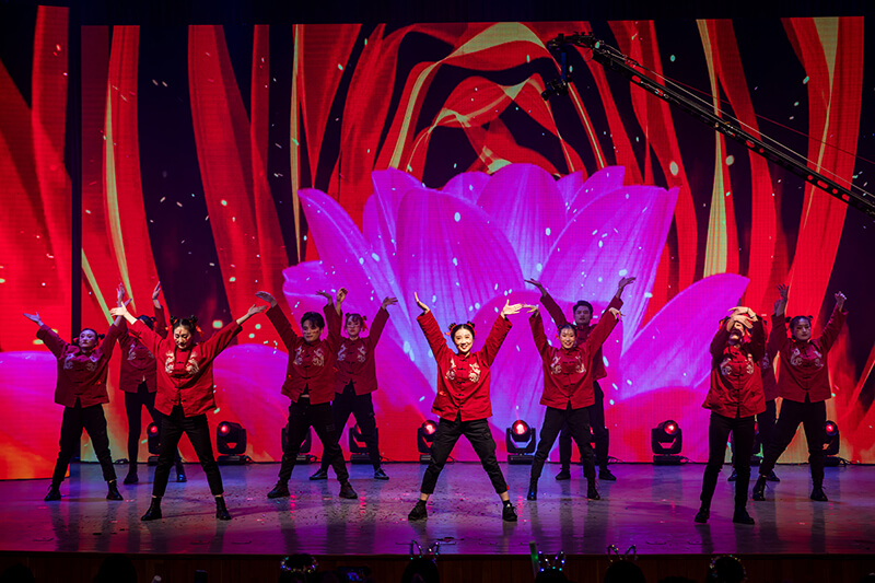 歡欣鼓舞迎新春，滿懷豪情攀高峰 | 聯(lián)橋集團(tuán)2020迎新春聯(lián)歡晚會(huì)激情開演(圖12)