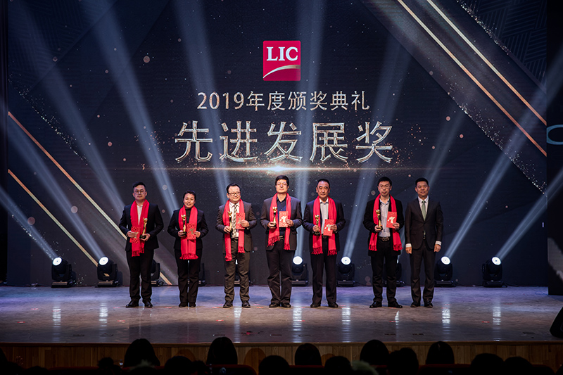 同心筑夢(mèng)，攜手奮進(jìn)——聯(lián)橋集團(tuán)2019感恩年會(huì)隆重舉行(圖8)